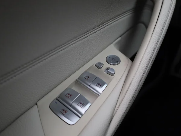 BMW 5 Reeks (2022) — foto 19 van 61
