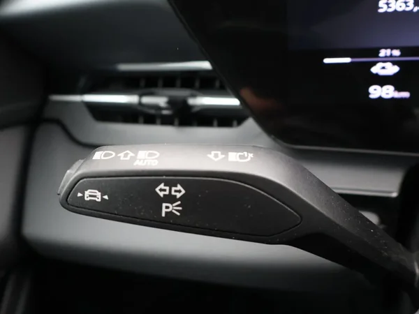 Audi Q6 e-tron (2026) — foto 3 van 29