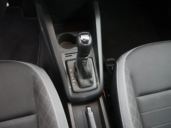 Škoda Fabia (2021) — foto 9 van 24