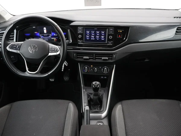 VOLKSWAGEN Polo (2024) — foto 5 van 23