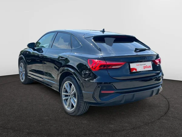 AUDI Q3 Sportback (2023) — foto 18 van 24