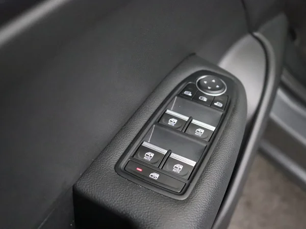 RENAULT Arkana (2021) — foto 19 van 27