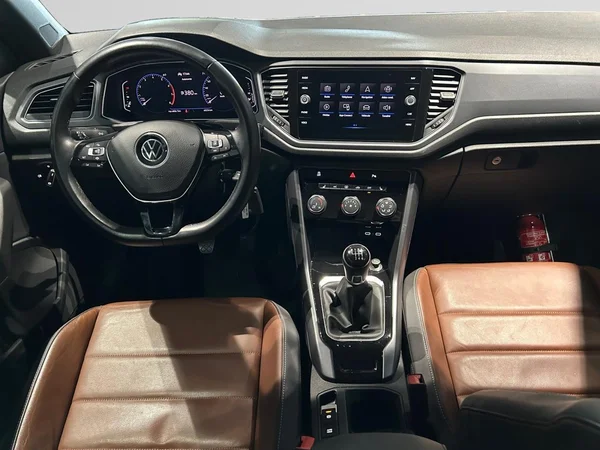 VOLKSWAGEN T-Roc Cabriolet (2021) — foto 20 van 25