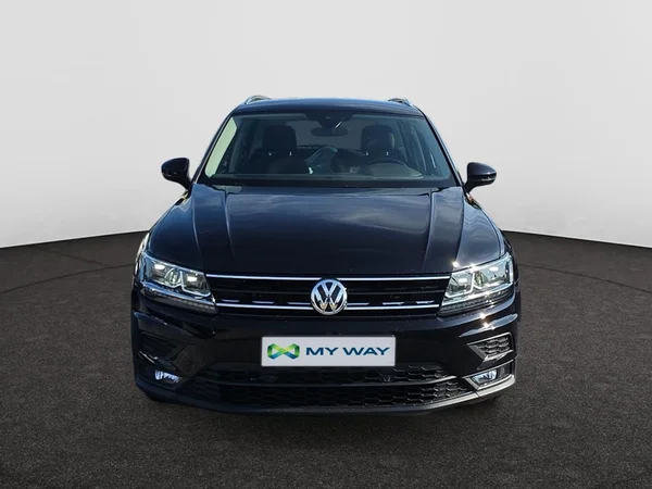 VOLKSWAGEN Tiguan (2019) — foto 23 van 24