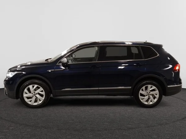 VOLKSWAGEN Tiguan Allspace Dsl (2023) — foto 12 van 22