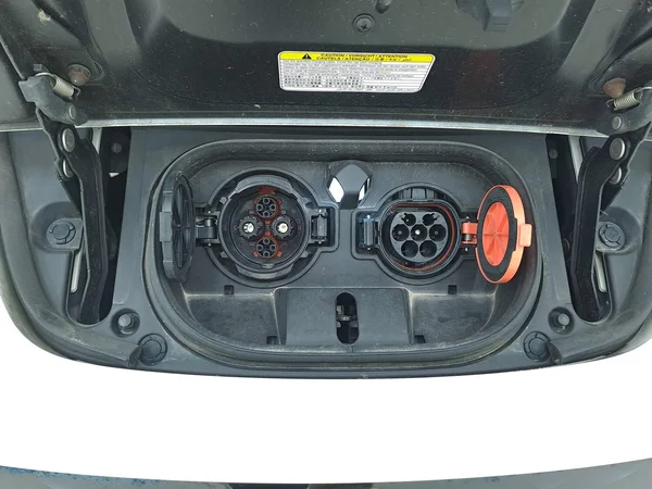 Nissan Leaf (2020) — foto 8 van 24
