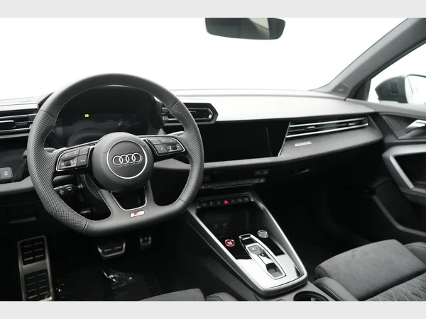 AUDI S3 Sportback (2025) — foto 22 van 31