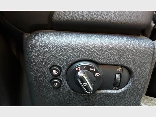 MINI Mini Cabriolet (2021) — foto 10 van 26