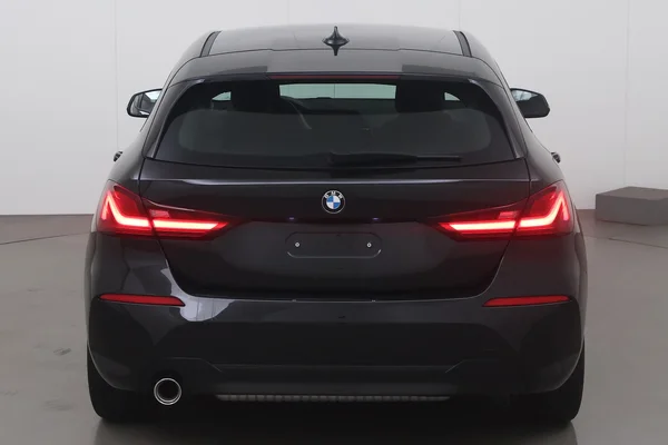BMW 116i (2025) — foto 11 van 16