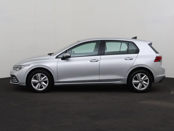 VOLKSWAGEN Golf (2020) — foto 12 van 28