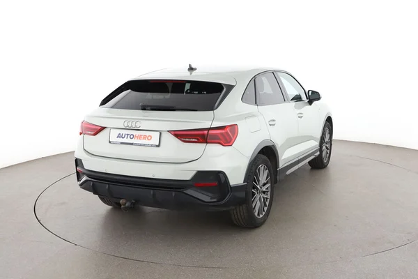 Audi Q3 (2024) — foto 12 van 16