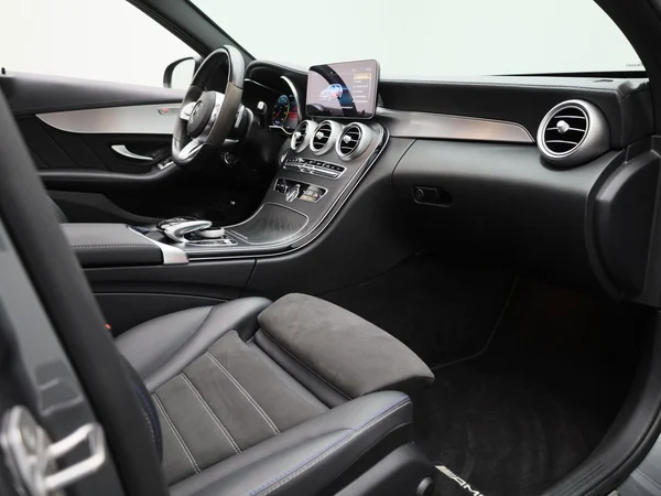 Mercedes-Benz C-Klasse (2021) — foto 29 van 41