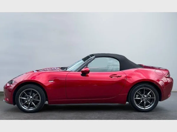 Mazda MX-5 (2020) — foto 22 van 27