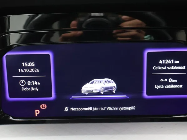 Volkswagen Golf (2025) — foto 10 van 32