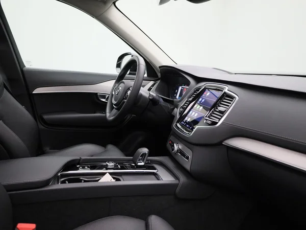Volvo XC90 (2024) — foto 28 van 42