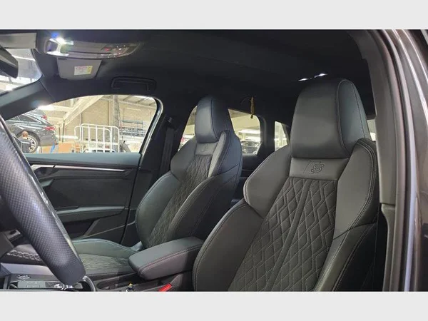 AUDI S3 Sportback (2023) — foto 21 van 36