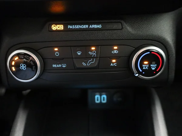 Ford Focus (2021) — foto 13 van 39