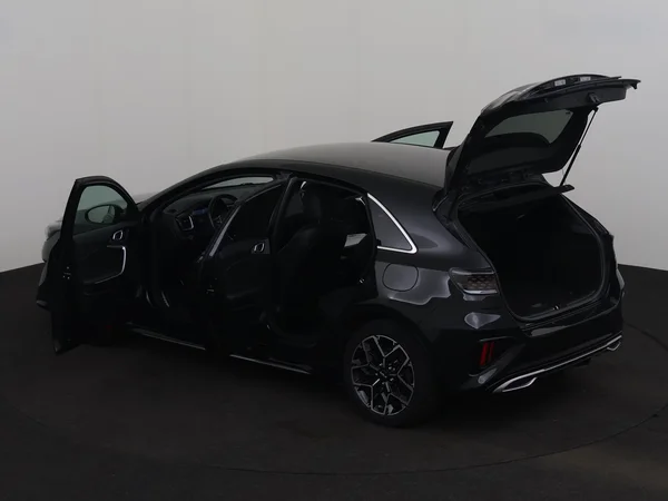 KIA Cee'd (2021) — foto 26 van 27