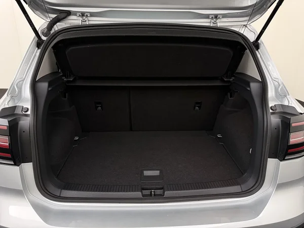 VOLKSWAGEN T-Cross (2023) — foto 8 van 26