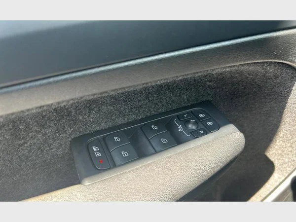 Volvo XC40 (2024) — foto 19 van 29