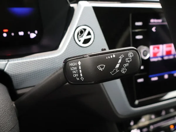 Volkswagen Touran (2025) — foto 19 van 31