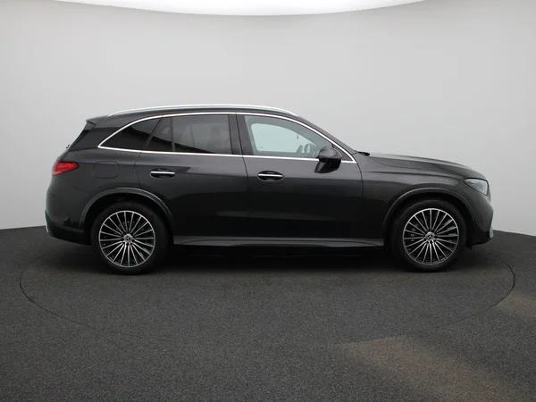 Mercedes-Benz GLC (2025) — foto 49 van 52