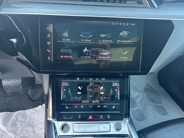 AUDI e-tron (2023) — foto 5 van 20