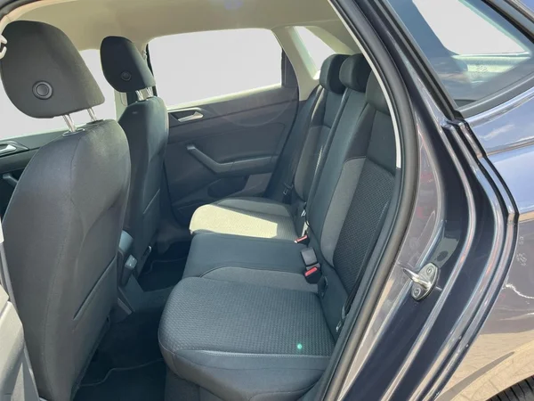 VOLKSWAGEN Polo (2023) — foto 18 van 21