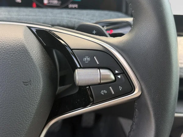 SKODA Superb Combi (2025) — foto 7 van 23