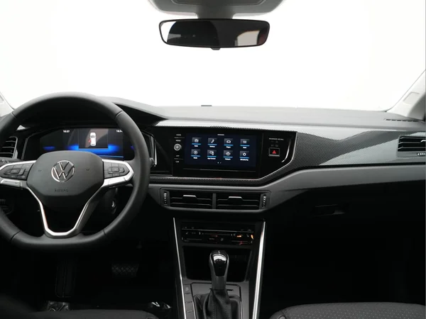 VOLKSWAGEN Polo (2026) — foto 4 van 25
