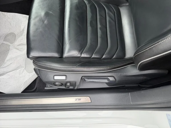 VOLKSWAGEN Arteon (2019) — foto 6 van 21