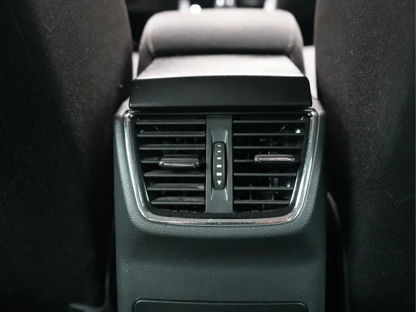 SKODA Octavia Combi (2020) — foto 13 van 38