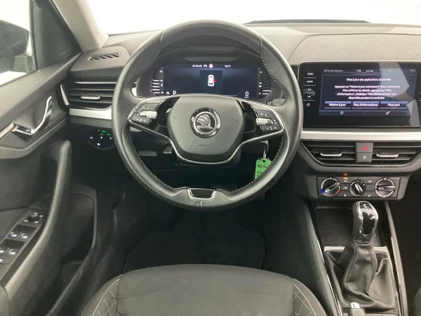 SKODA Kamiq (2024) — foto 35 van 36