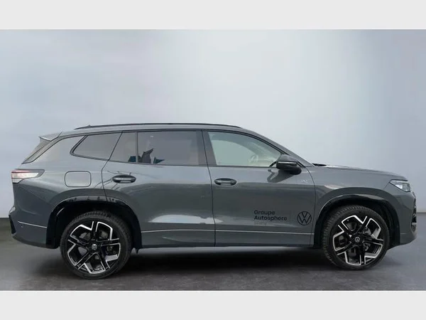 VOLKSWAGEN Tayron eHybrid (2025) — foto 18 van 24