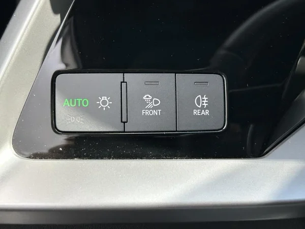 AUDI A3 Sportback (2024) — foto 28 van 34