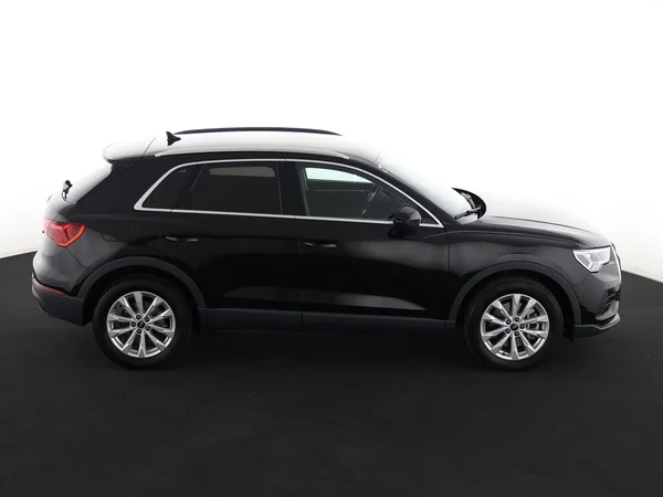 AUDI Q3 (2023) — foto 28 van 32