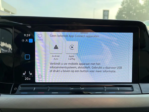 VOLKSWAGEN Golf VIII SW (2024) — foto 5 van 22