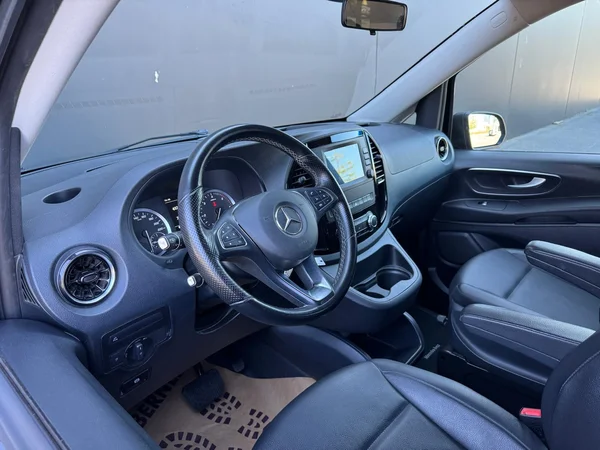 Mercedes-Benz Vito (2022) — foto 19 van 21