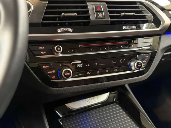 BMW X3 (2019) — foto 4 van 21