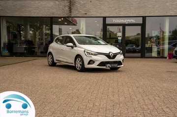 Renault Clio 45b92cd8-6822-4f7c-b0dd-8885dc5a741e
