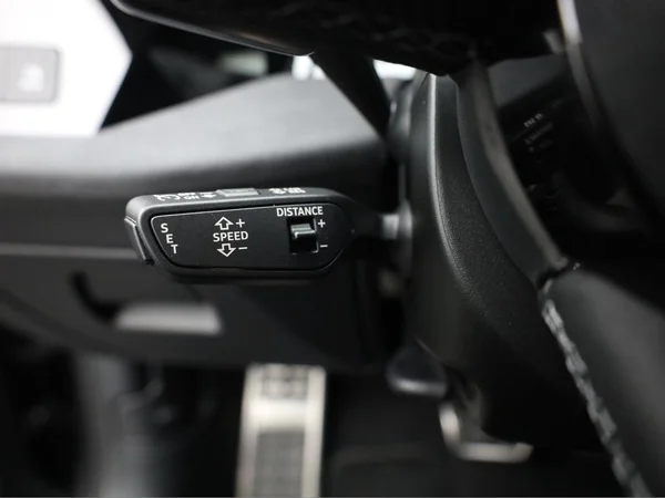 AUDI A3 Sportback PHEV (2025) — foto 9 van 25