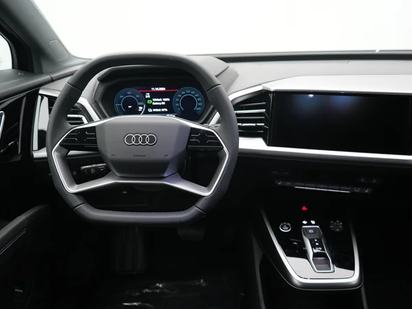 AUDI Q4 e-tron (2025) — foto 3 van 20