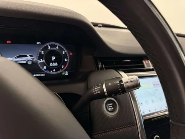 Land Rover Discovery Sport (2020) — foto 13 van 21