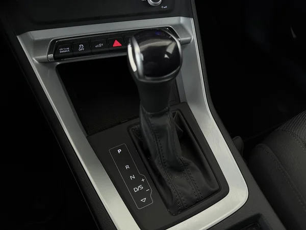 AUDI Q3 (2021) — foto 4 van 29