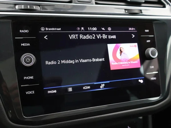 VOLKSWAGEN Tiguan Dsl (2021) — foto 9 van 33