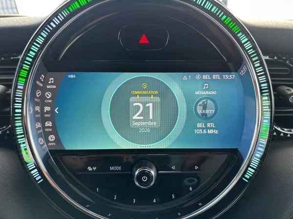 MINI Mini Cabriolet (F57 LCI II) (2021) — foto 20 van 28