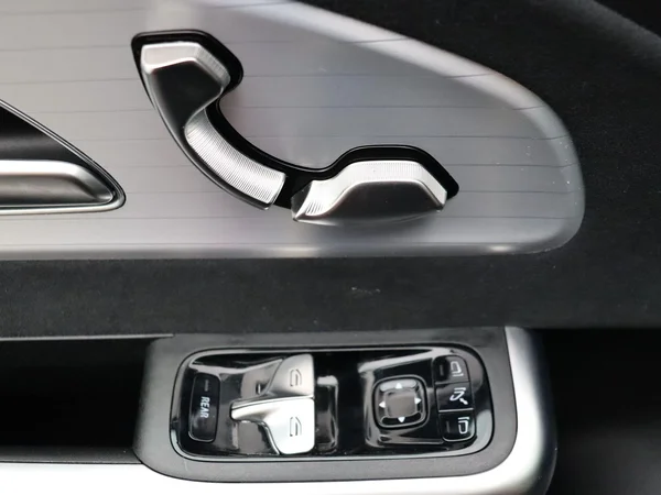 Mercedes-Benz CLA (2025) — foto 2 van 30