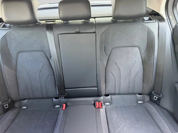VOLKSWAGEN Golf VIII (2026) — foto 5 van 16