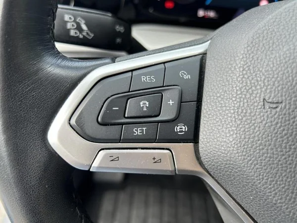 VOLKSWAGEN Golf VIII Dsl (2023) — foto 22 van 35