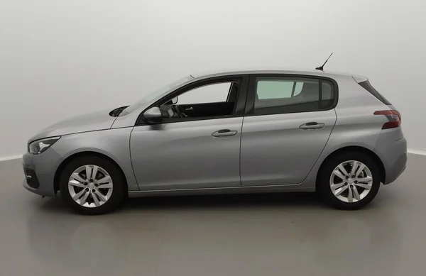 Peugeot 308 (2021) — foto 12 van 38